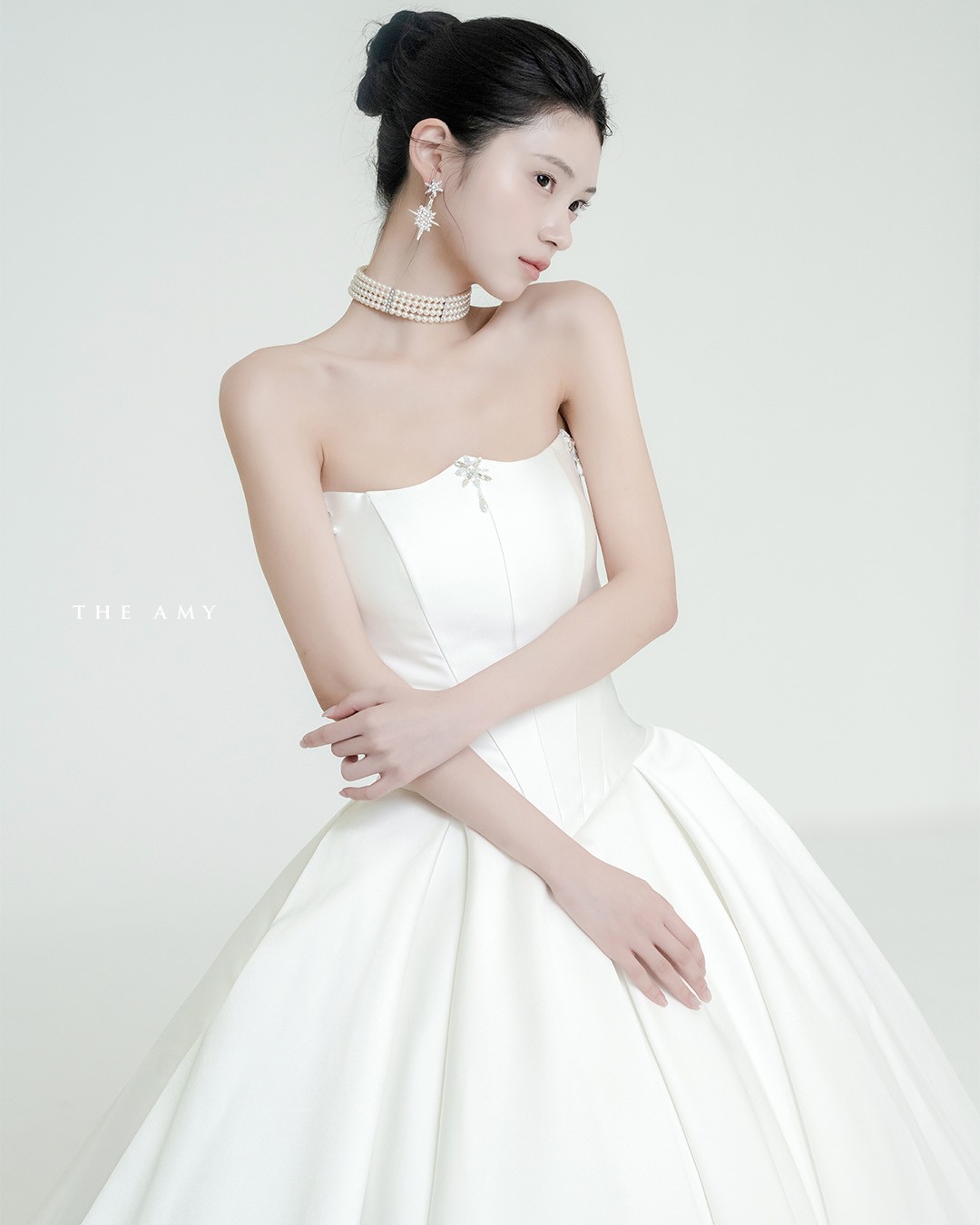 THE AMY CROWN WEDDING DRESS