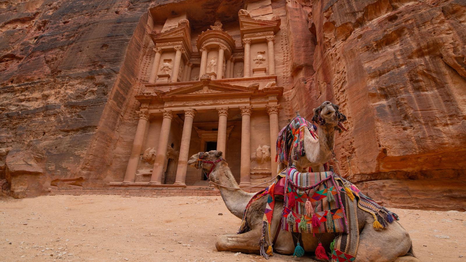 Can you go inside Petra in Jordan?