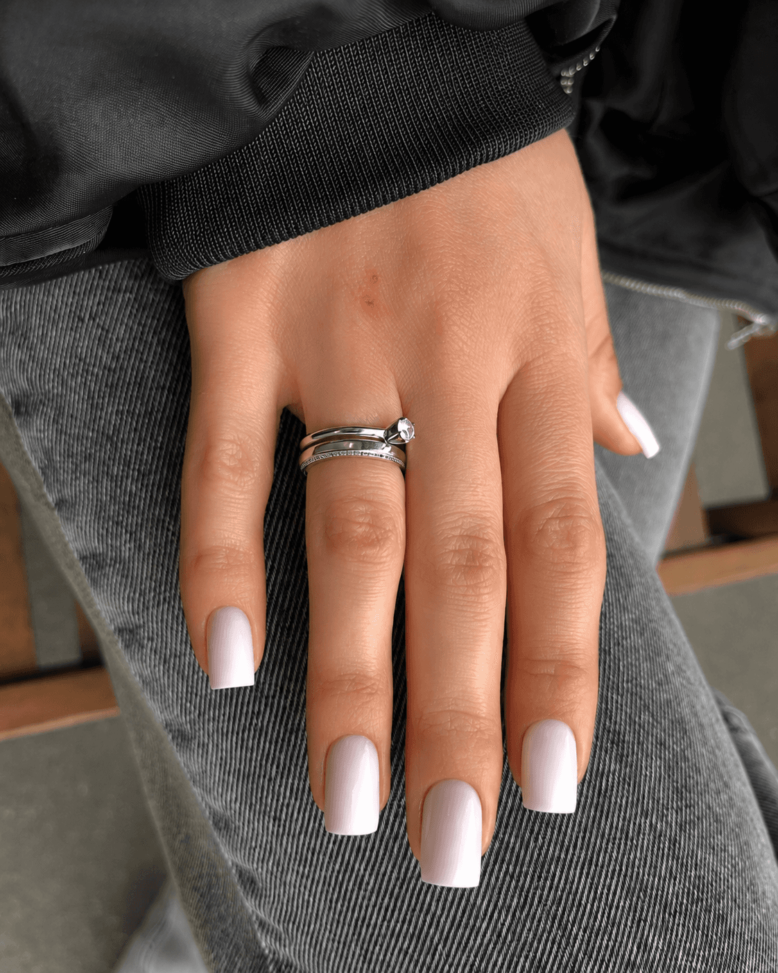 Dark jewellery hand study