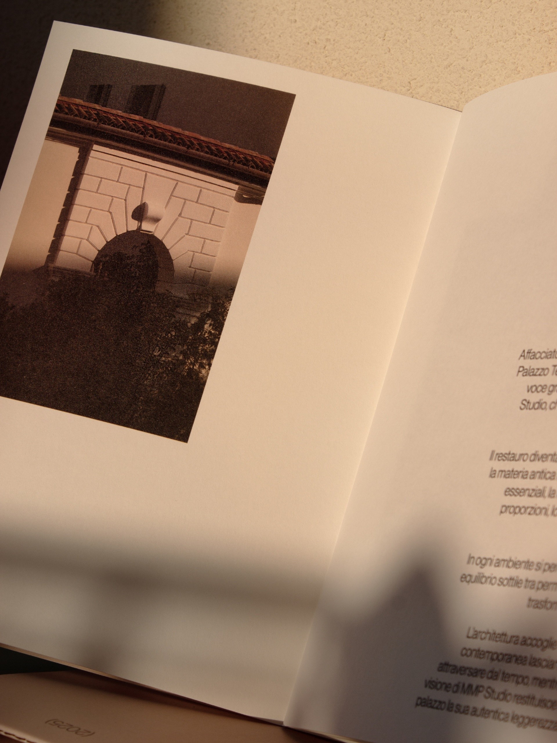 Grafica catalogo Trame di Luce -Ashore Studio agenzia di comunicazione