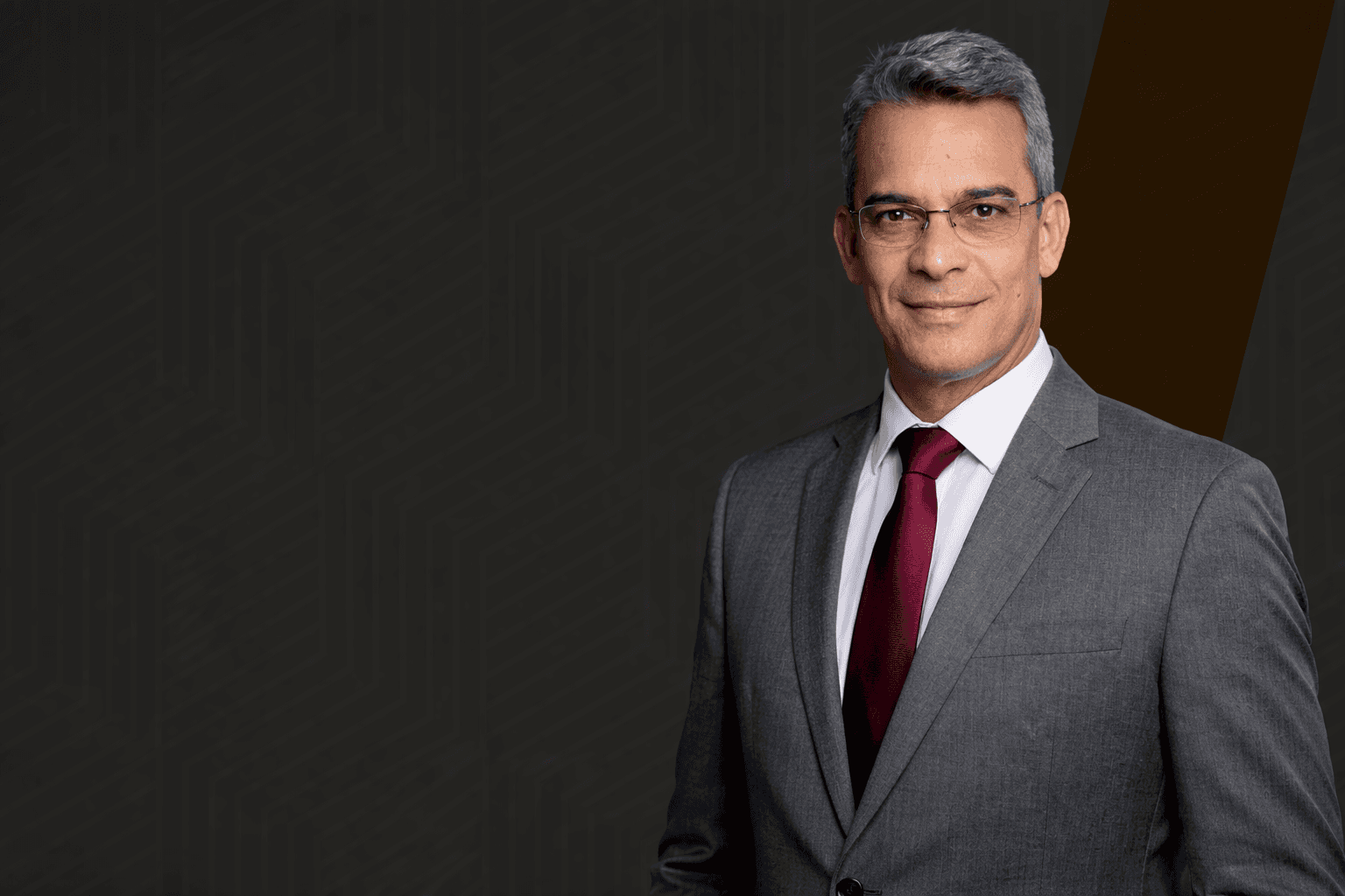 Dynamic picture of a cyclist riding downhill