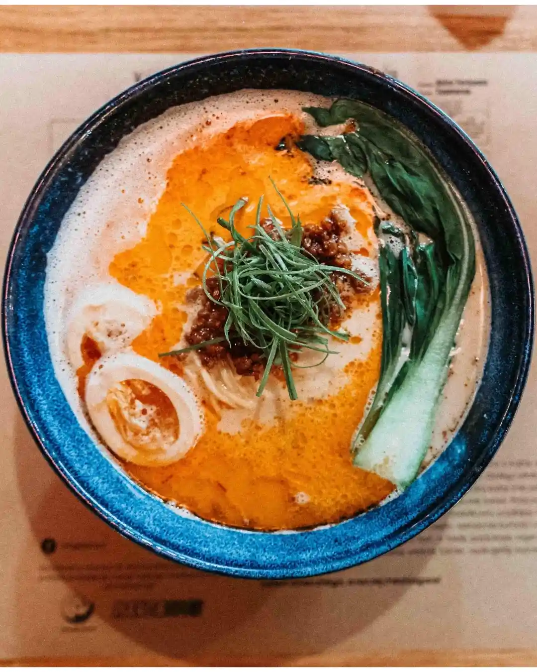 Ramen tantanmen w Mugi Izakaya w Warszawie