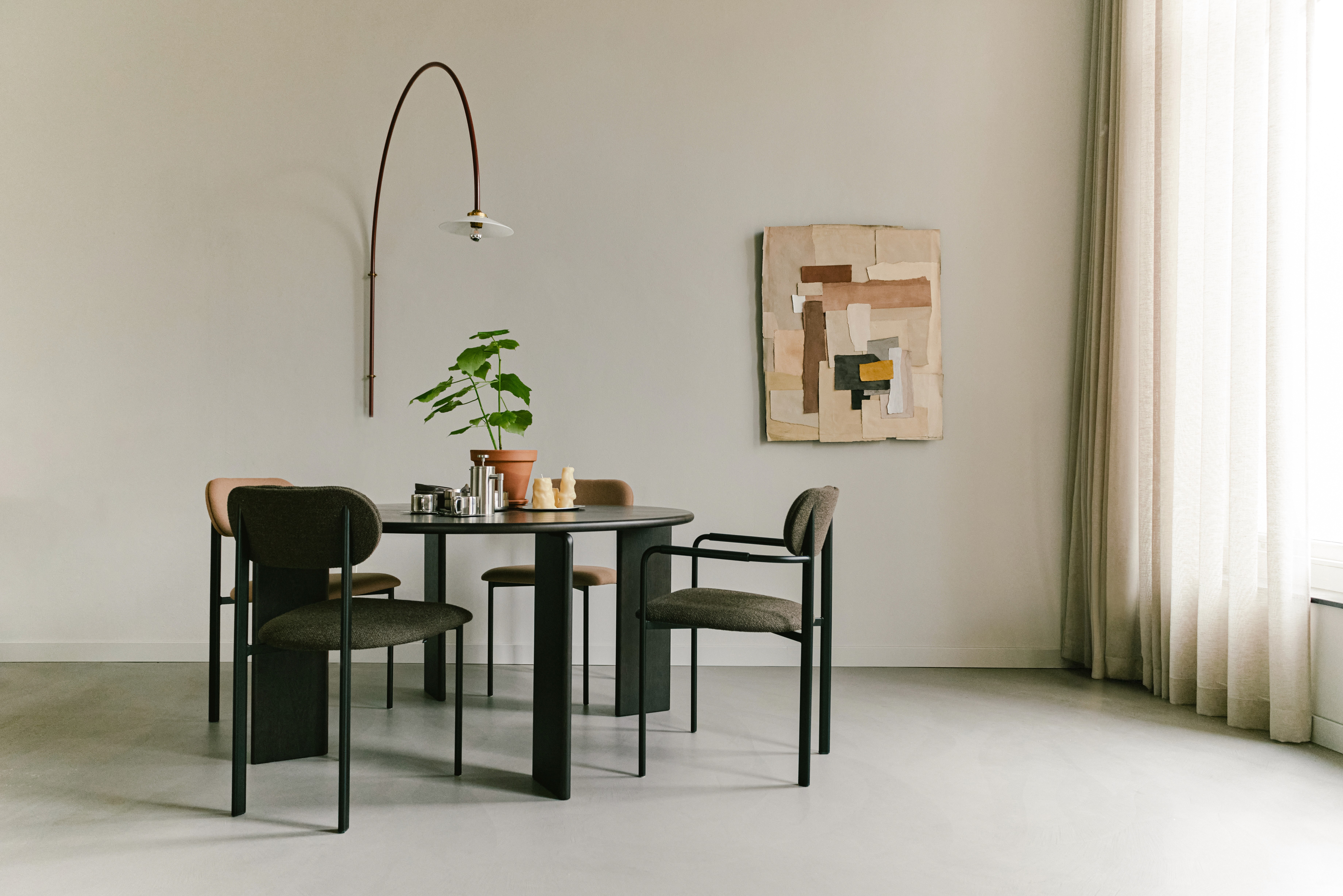 Studio Henk tafel en stoelen
