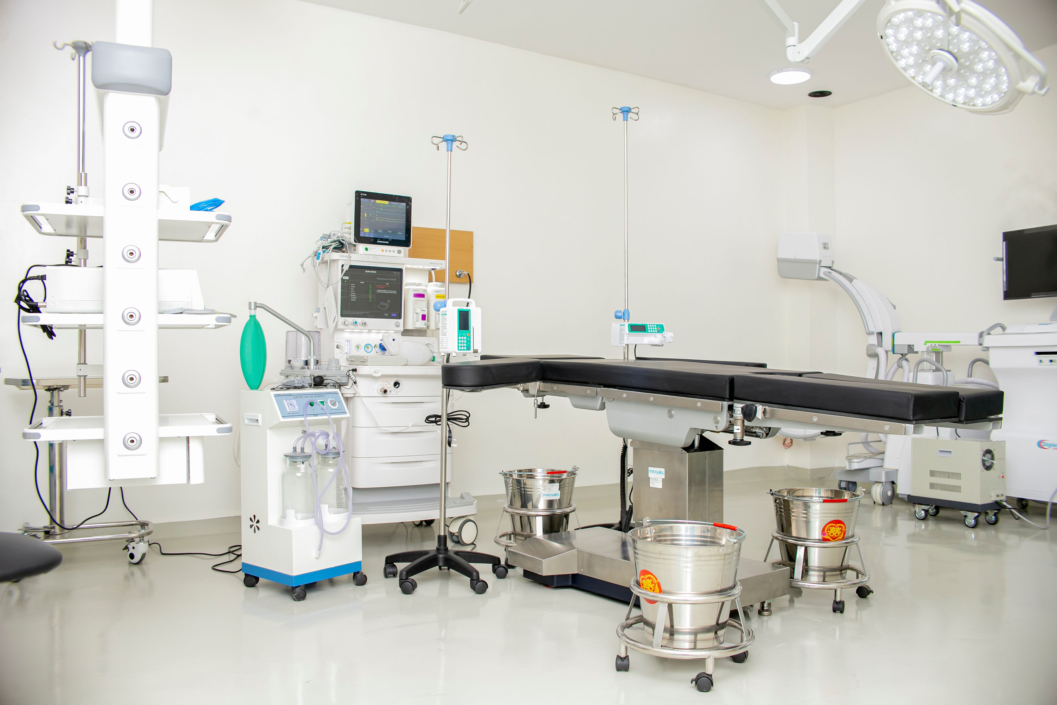 Modern office building architecture a stunning glass and brick design