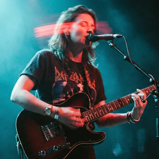 Artista usuaria de Zoundroom en un concierto