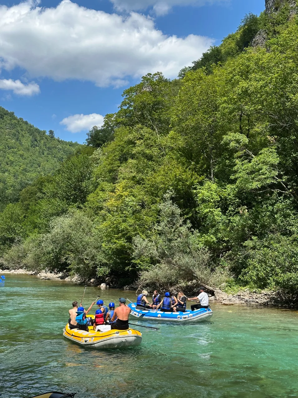 velmas-rafting