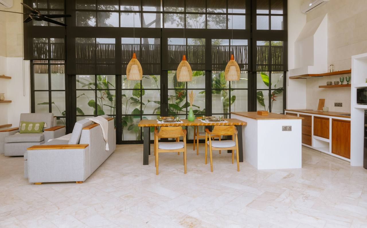 A new modern 2-bedroom villa with jungle views in Ungasan