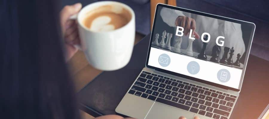 Choose: Homepage or Blog?