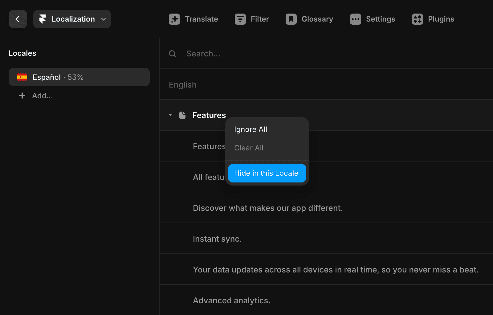 Framer 本地化面板选择了 Español,显示"Features"页面上的上下文菜单,其中"在此语言区域中隐藏"选项被高亮显示。