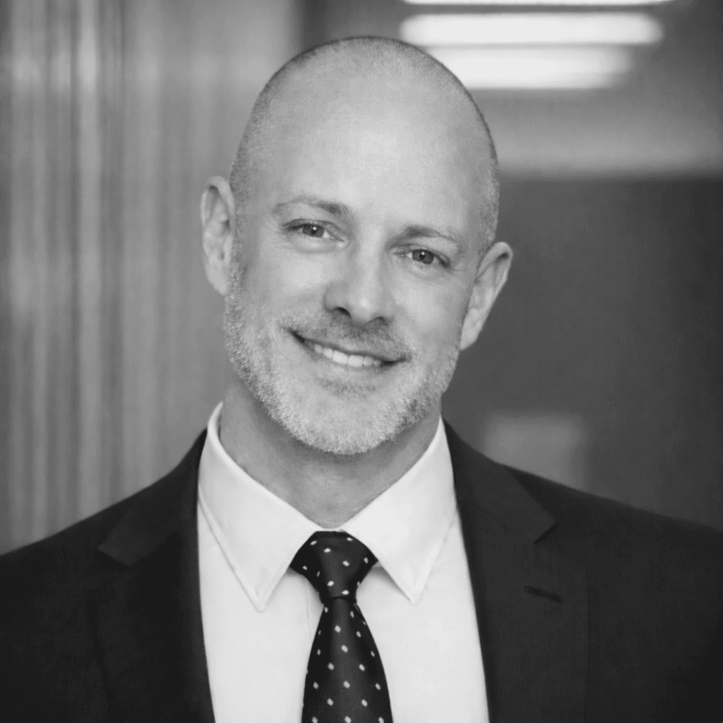 Simon Woolf Profile Photo