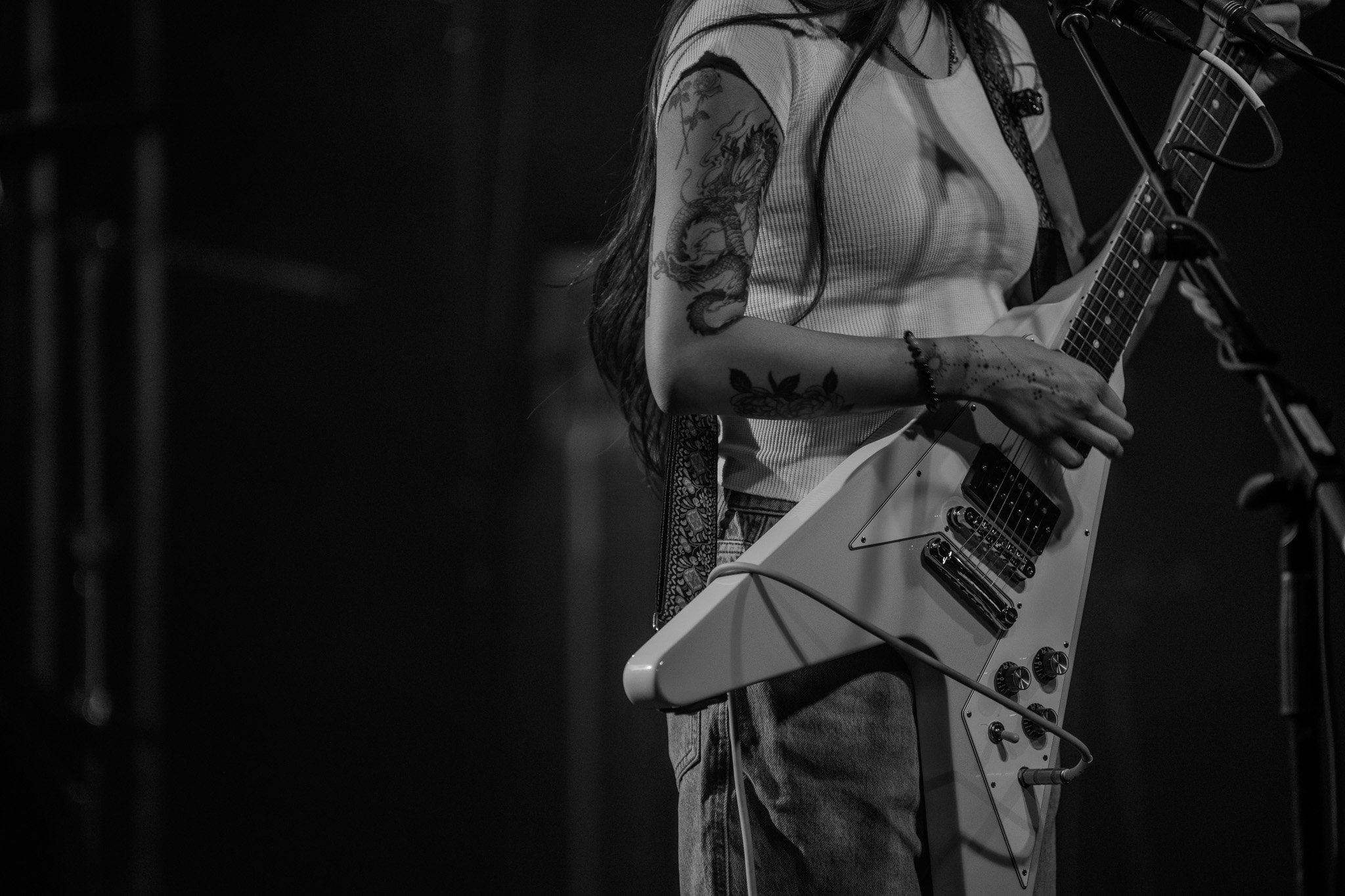 erin Baek performing with The Volunteers at Deluxe in Indianapolis