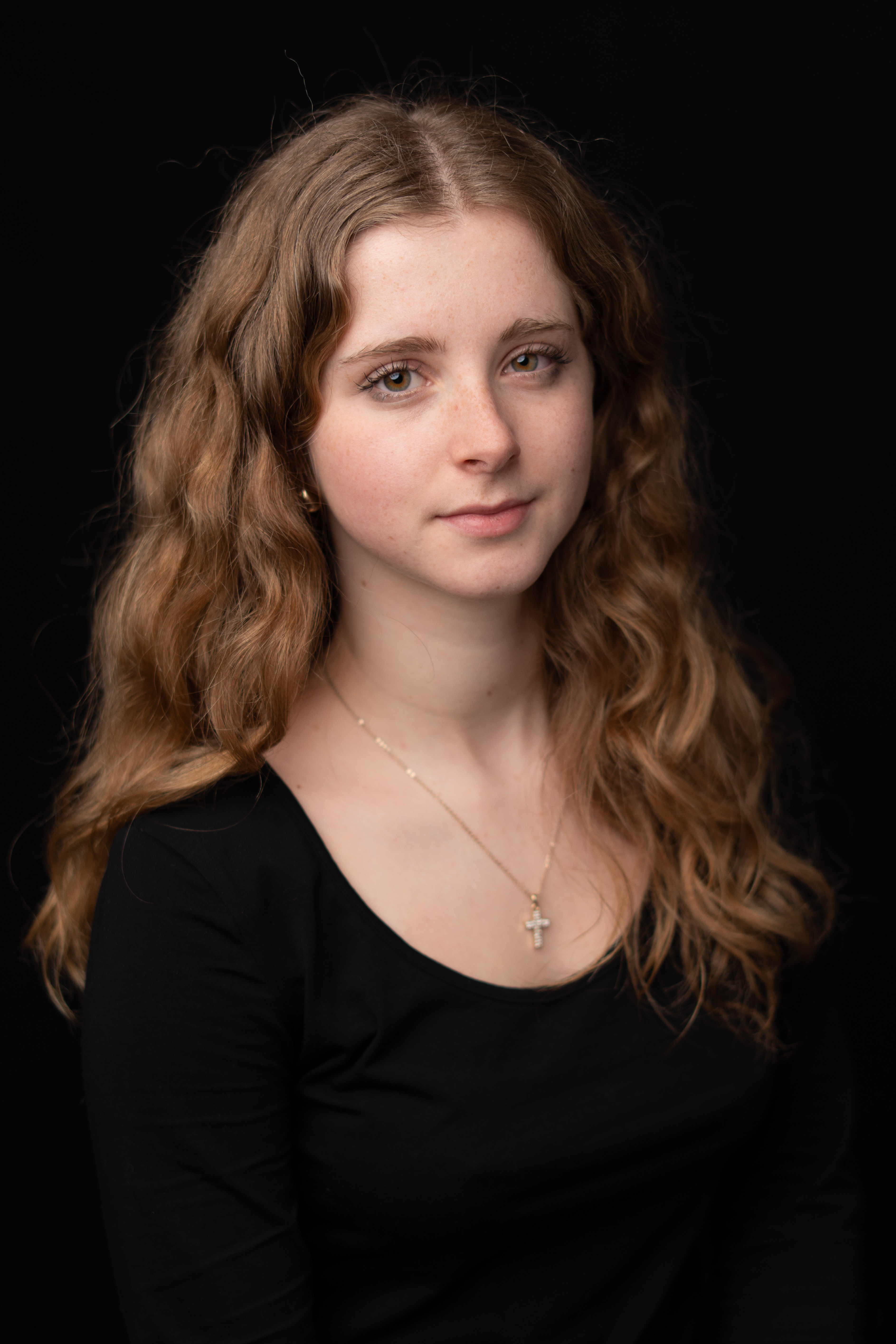 photographie portrait femme studio fond noir Saint-jorioz