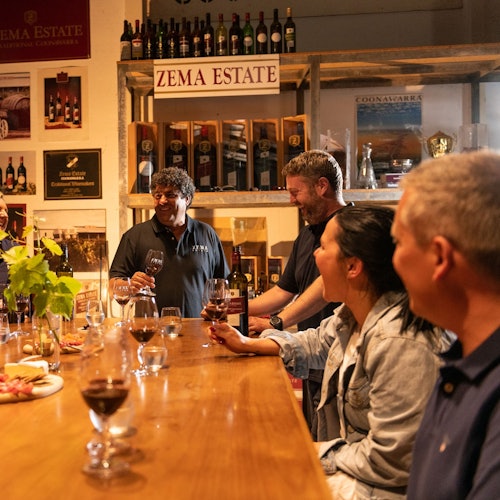 在 Zema Estate 的品酒會