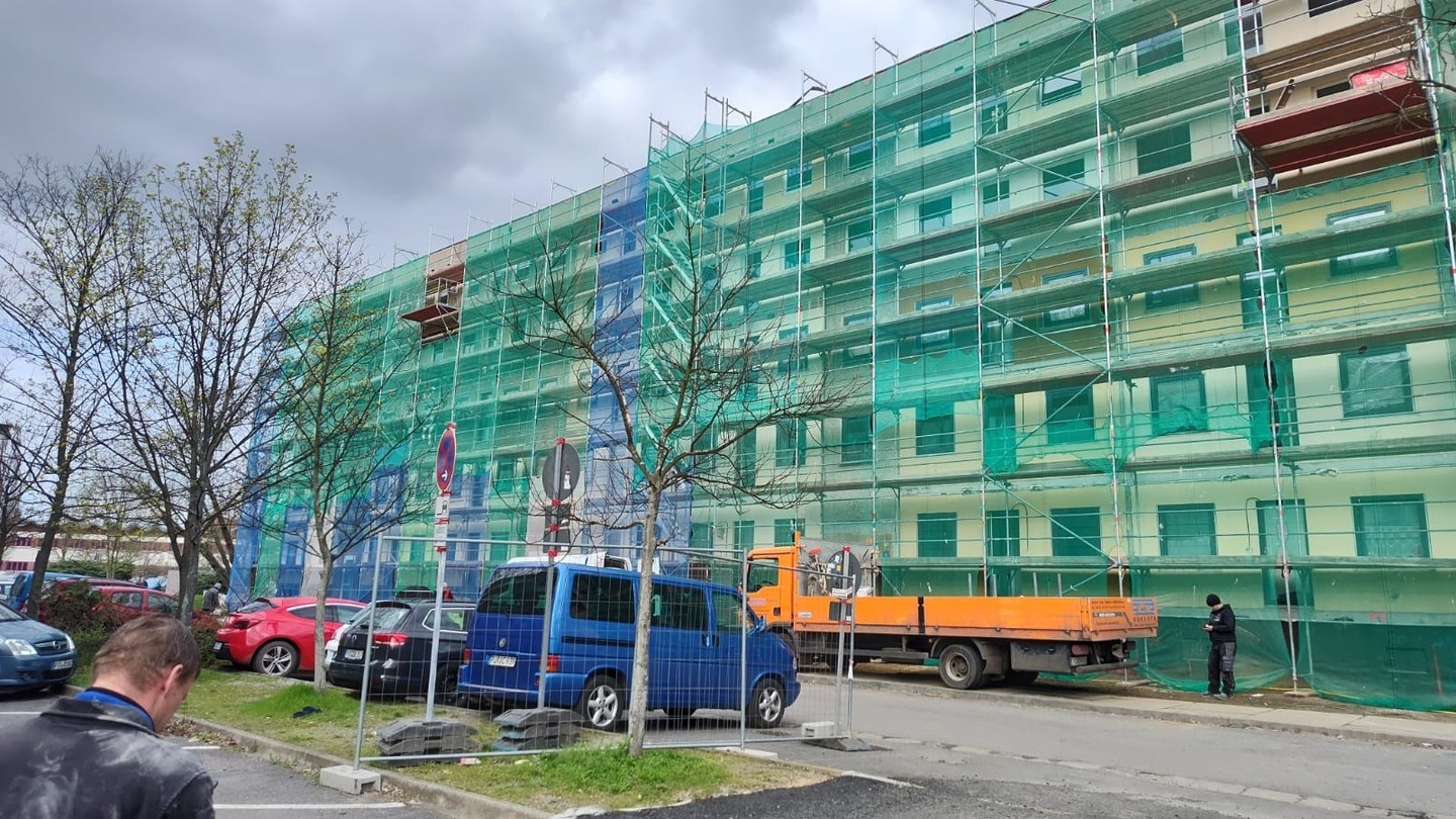 Urban Street Fashion Portrait