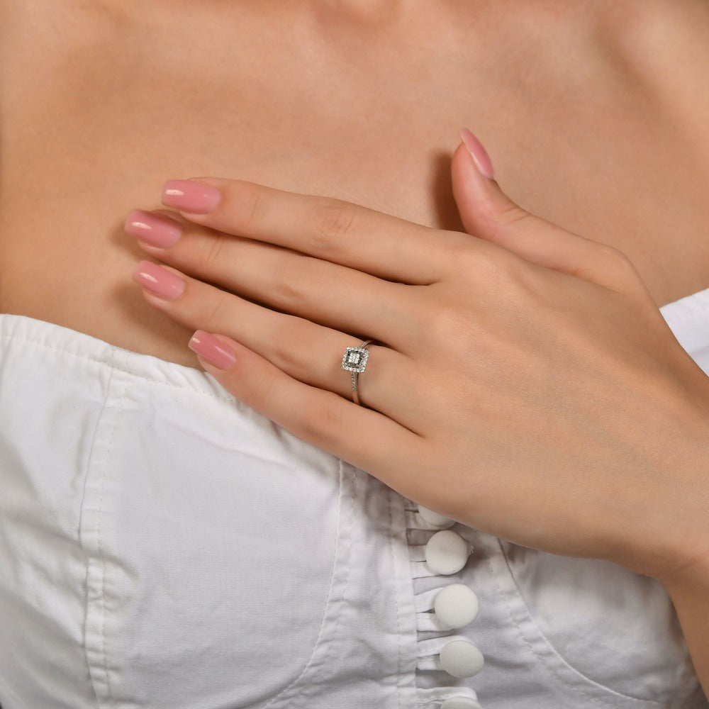 Assos 0.20 Karat F Renk Pırlanta Fantezi 14 Ayar Yüzük