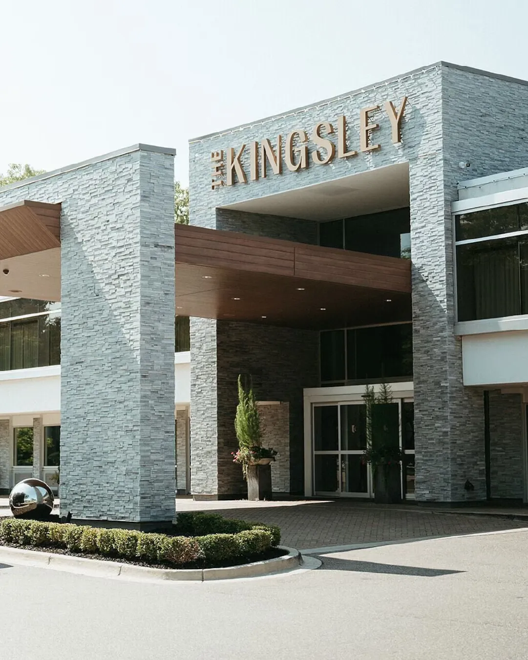 The Kingsley Signage Closeup