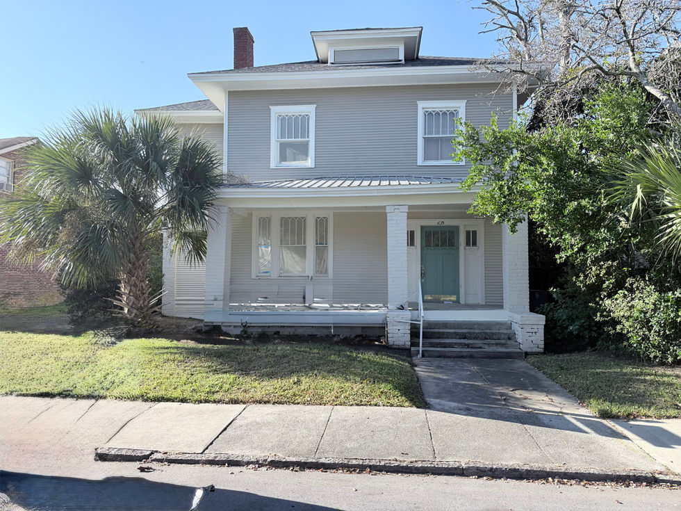 635 Maupas Avenue, Savannah — before restoration