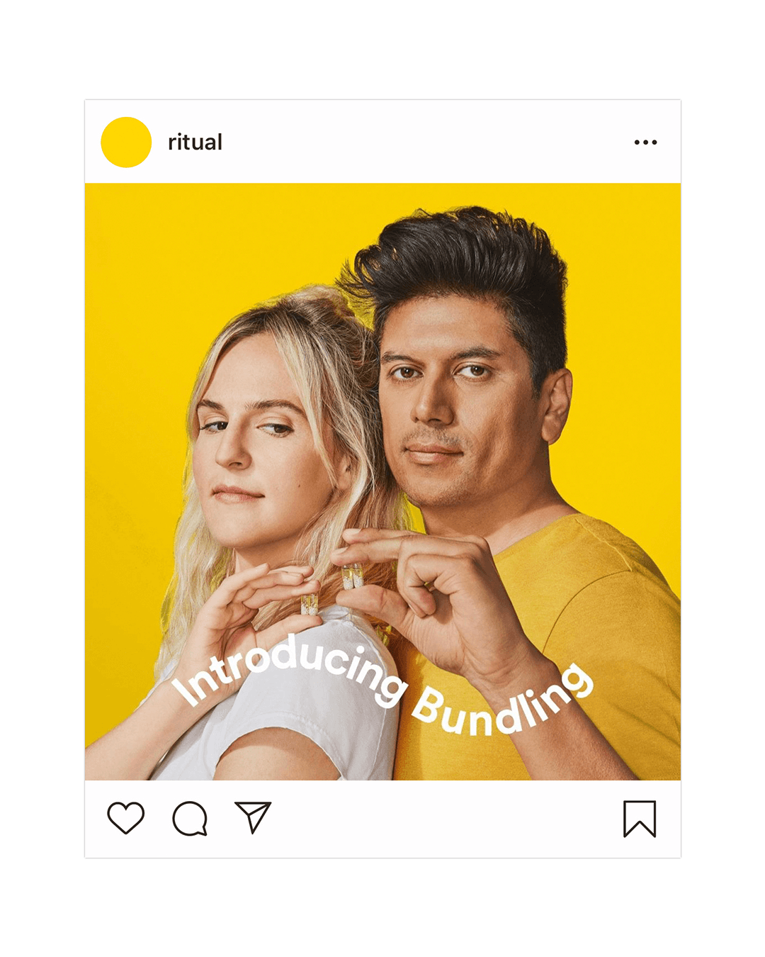 A couple each holding two Ritual vitamin capsules with text overlaying that says "Introducing Bundling".