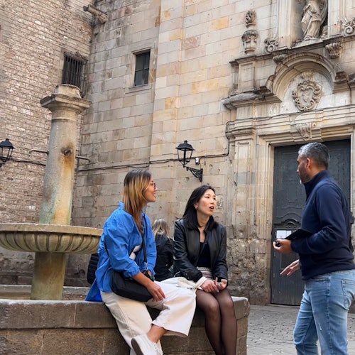 圣费利普内里广场的团体活动