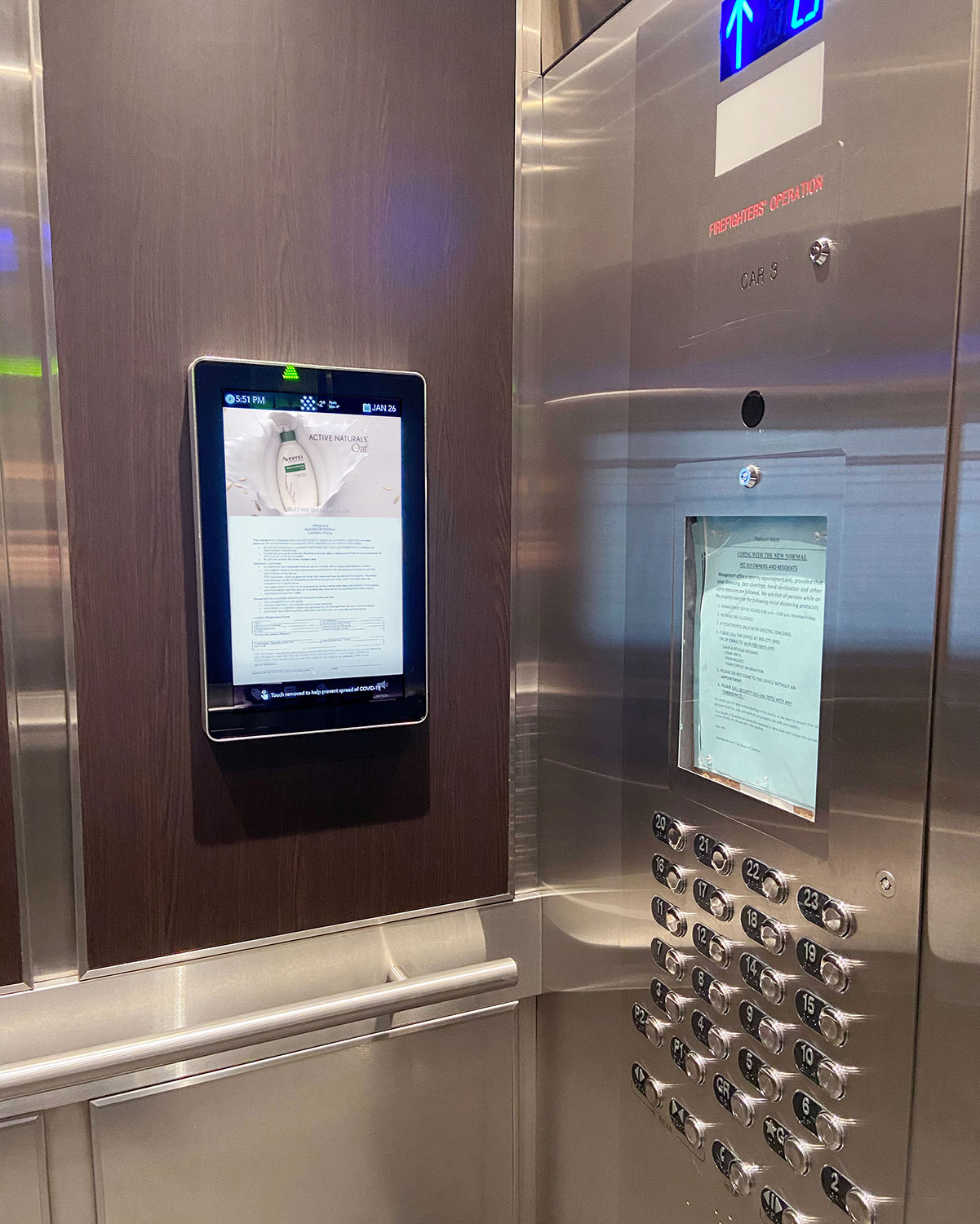 IES Display screens for elevators