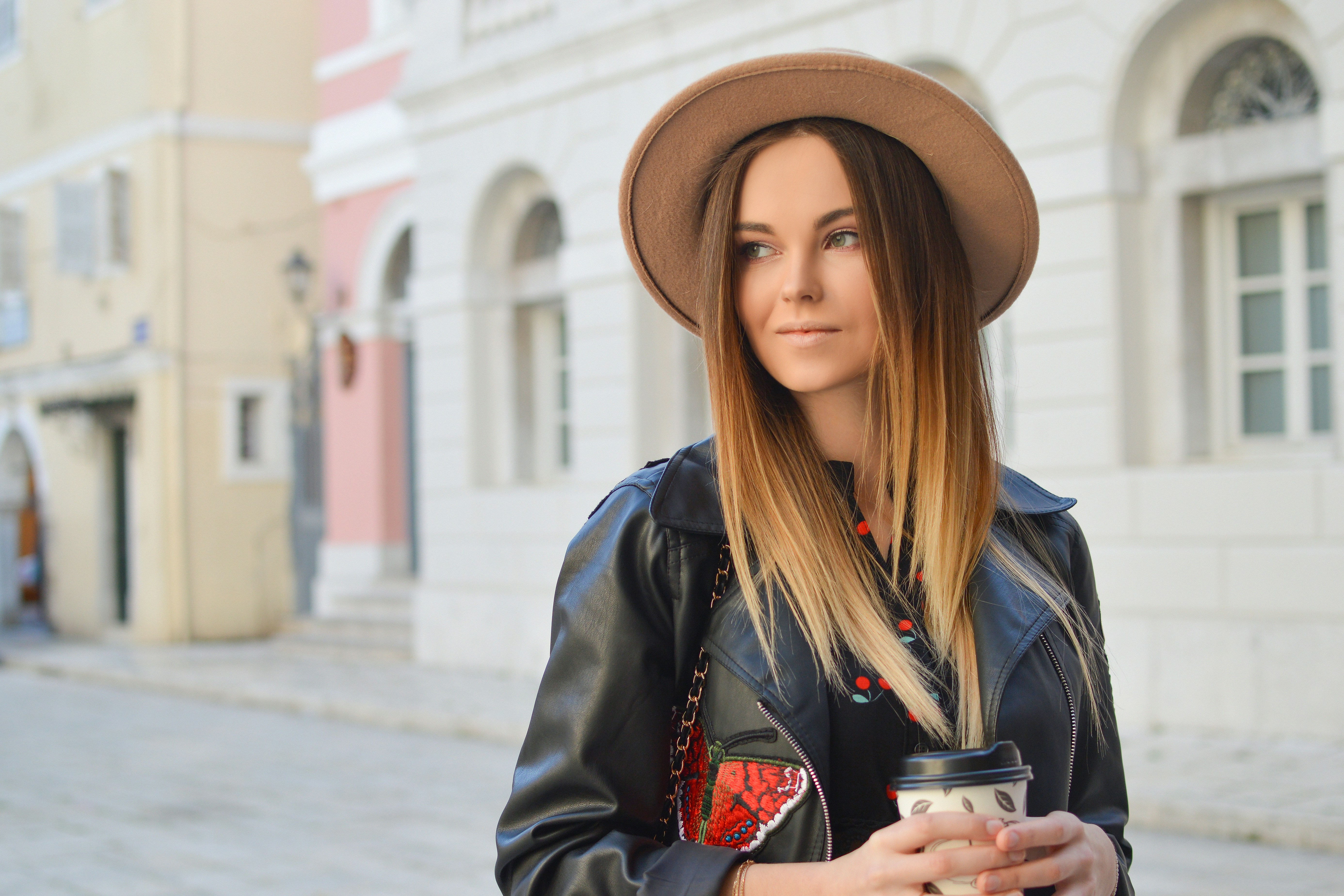 pretty girl wearing hat - beauty hacks