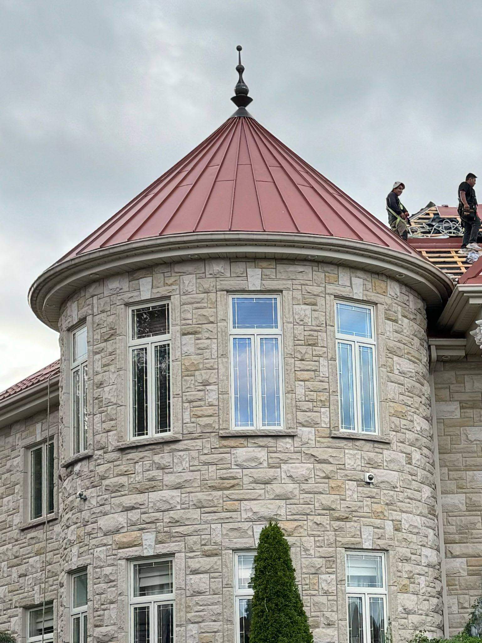 Toiture métallique Mascouche - résistance climat québécois