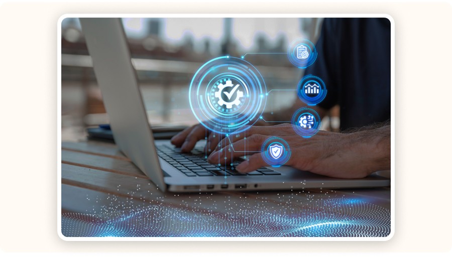 Man typing on a laptop&nbsp;