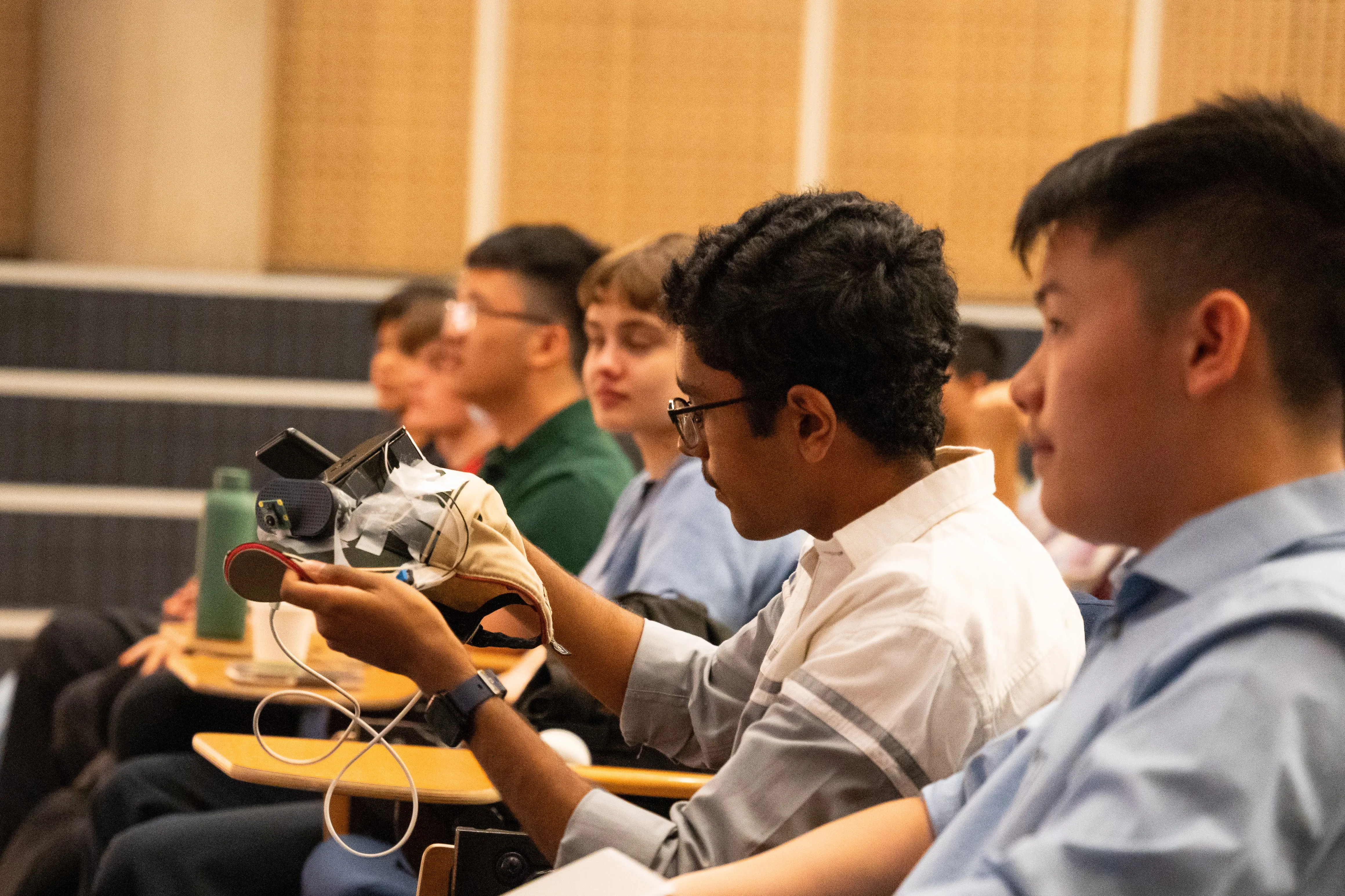 Life at TKS — students and mentors during the program (photo 13)