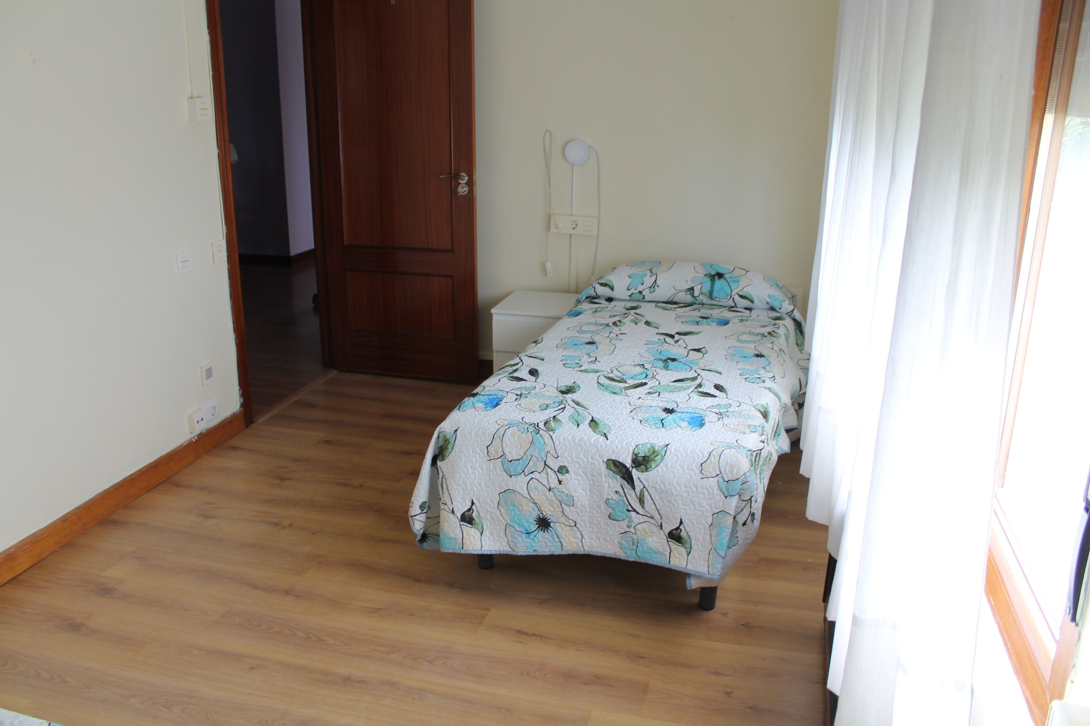 Habitación individual en estancia permanente, Residencia Ruach Gijón