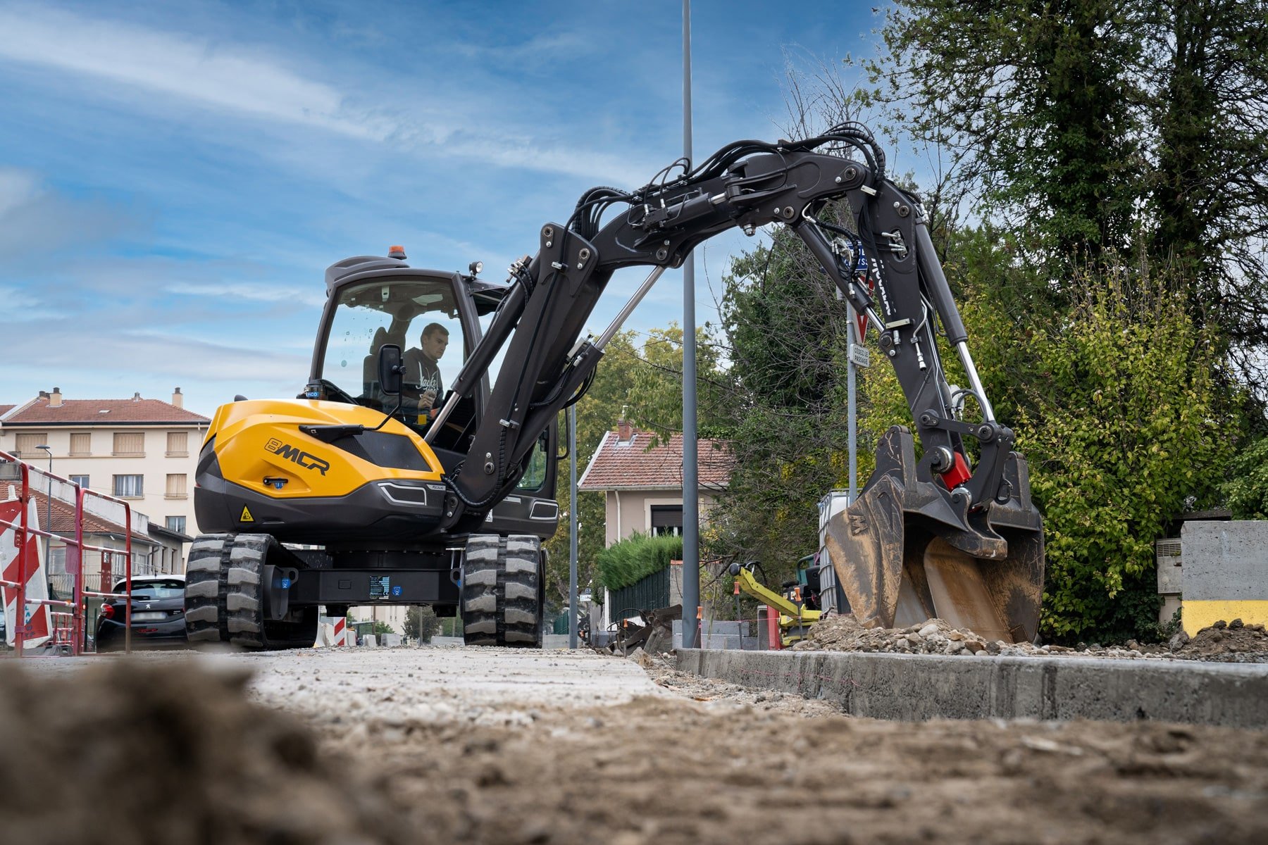 Grävning Markarbete Maskinentreprenad Grävmaski Markarbete Maskinentreprenad Rivning  Mindre markarbeten Stockholm Hus Rivning