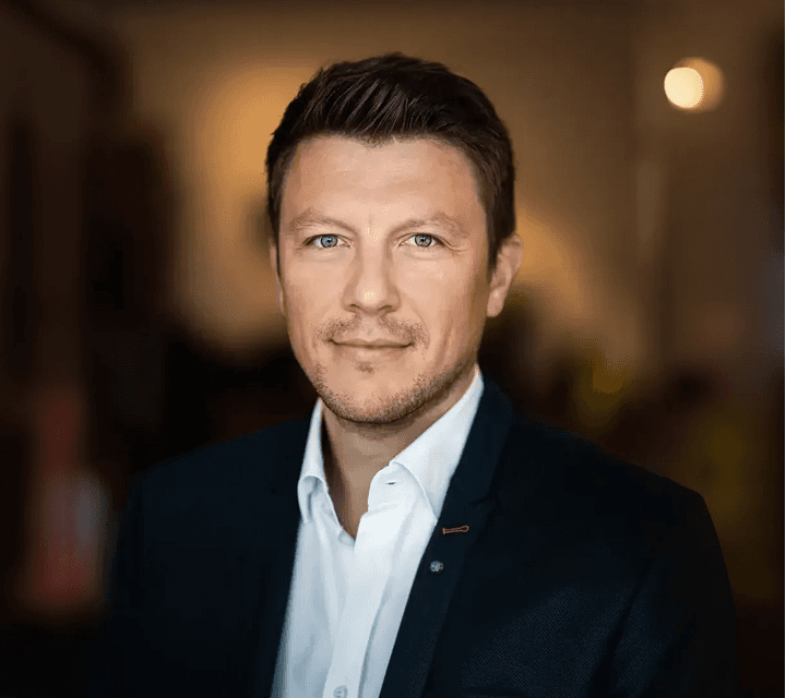 Porträt von Waldemar Lau, Senior Vice President bei Roland Berger