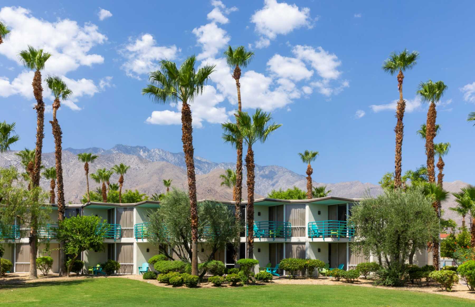 Riviera Resort & Spa in Palm Springs