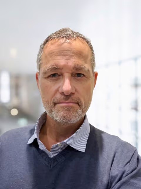 Eduard Stephenson - Veles Consulting Associate Partner