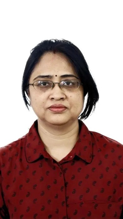 Shalini Mandilwar Headshot