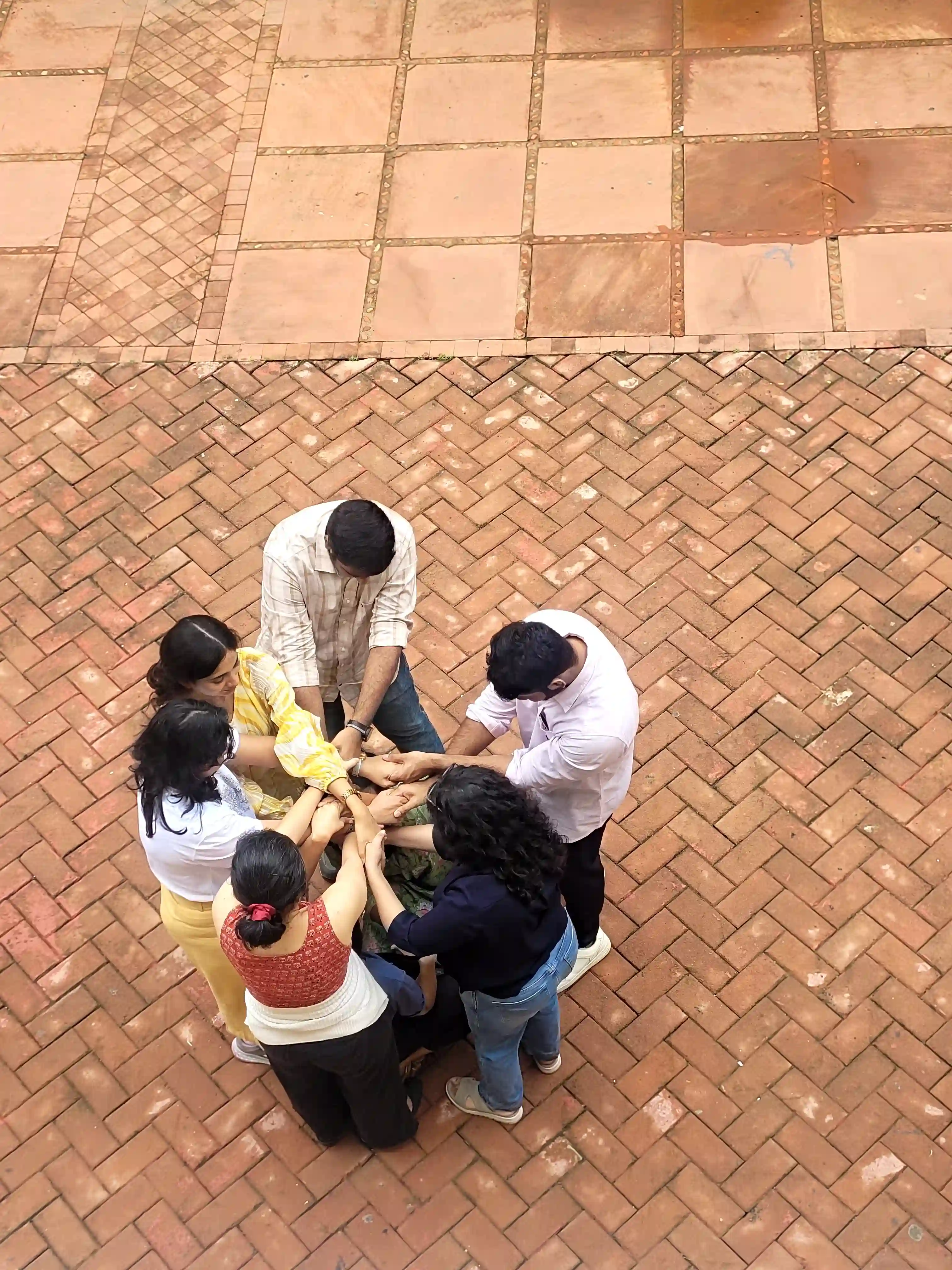 people discussing about project