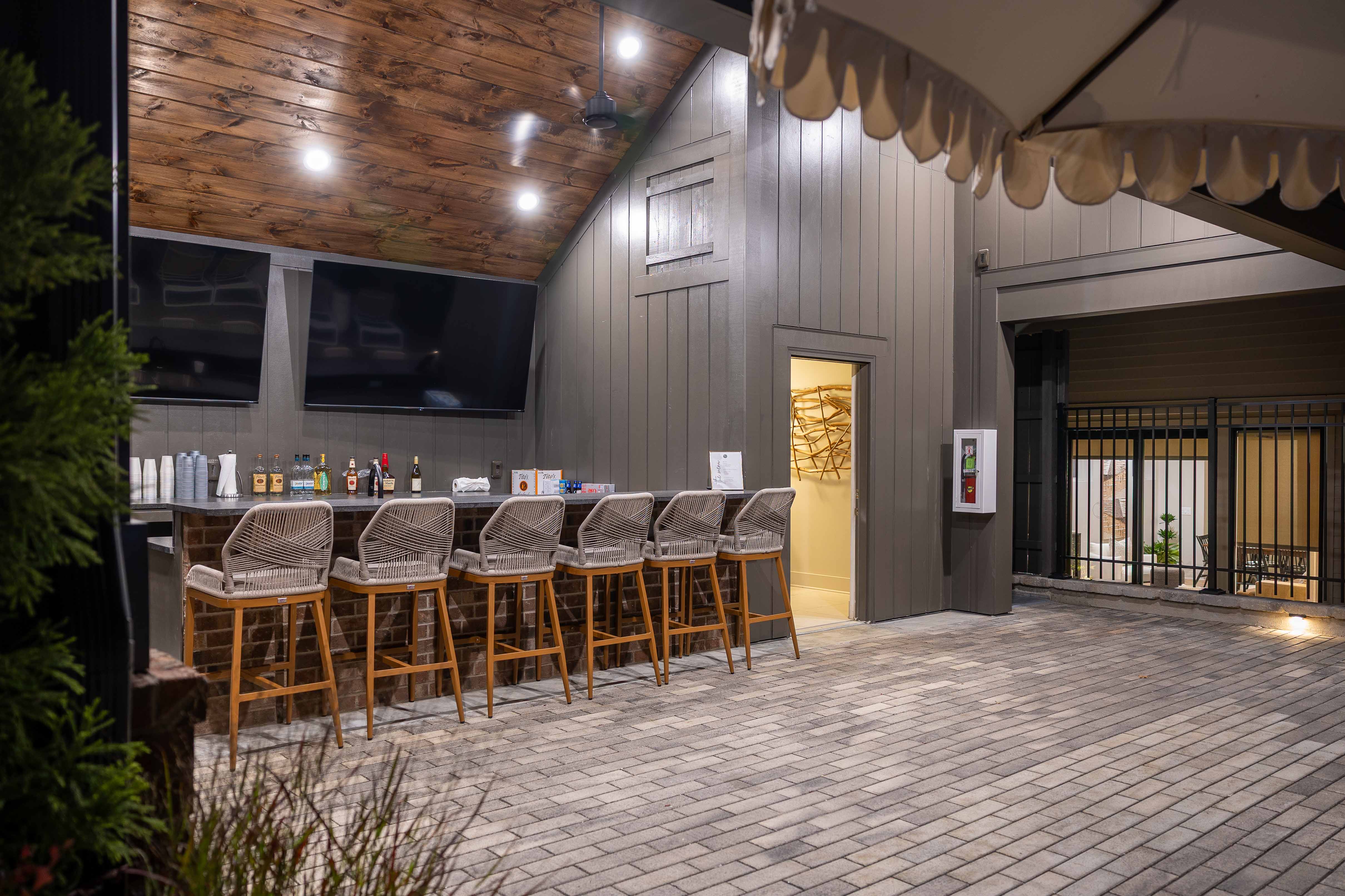 Noa Nashville Lawn and Fitness Center