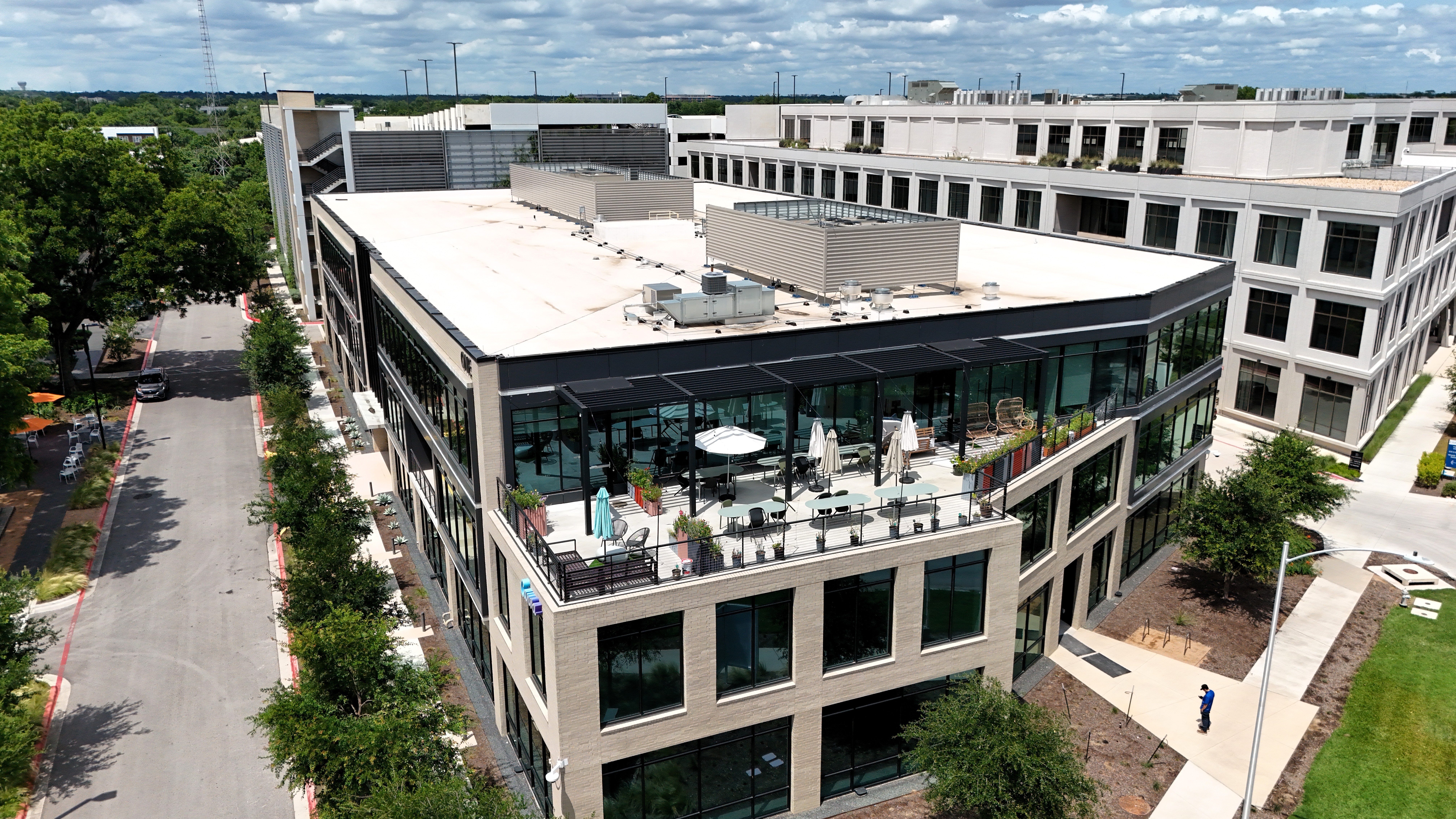 Commercial Roof with outside 3rd floor patio