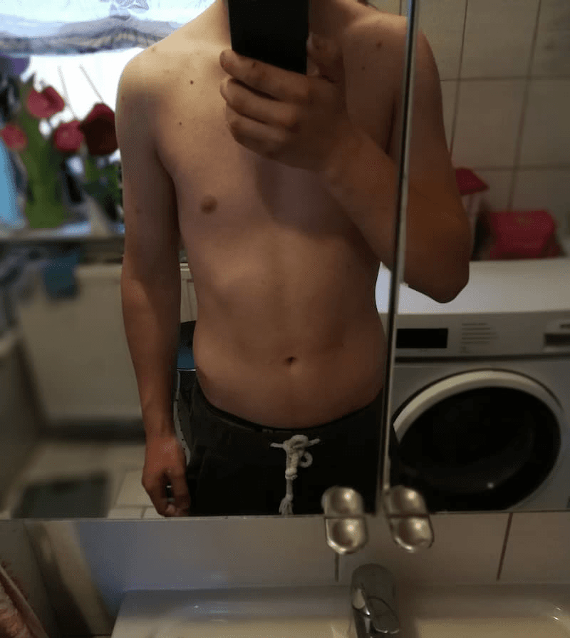 Julian vor seiner Transformation – ohne Struktur und Trainingssystem