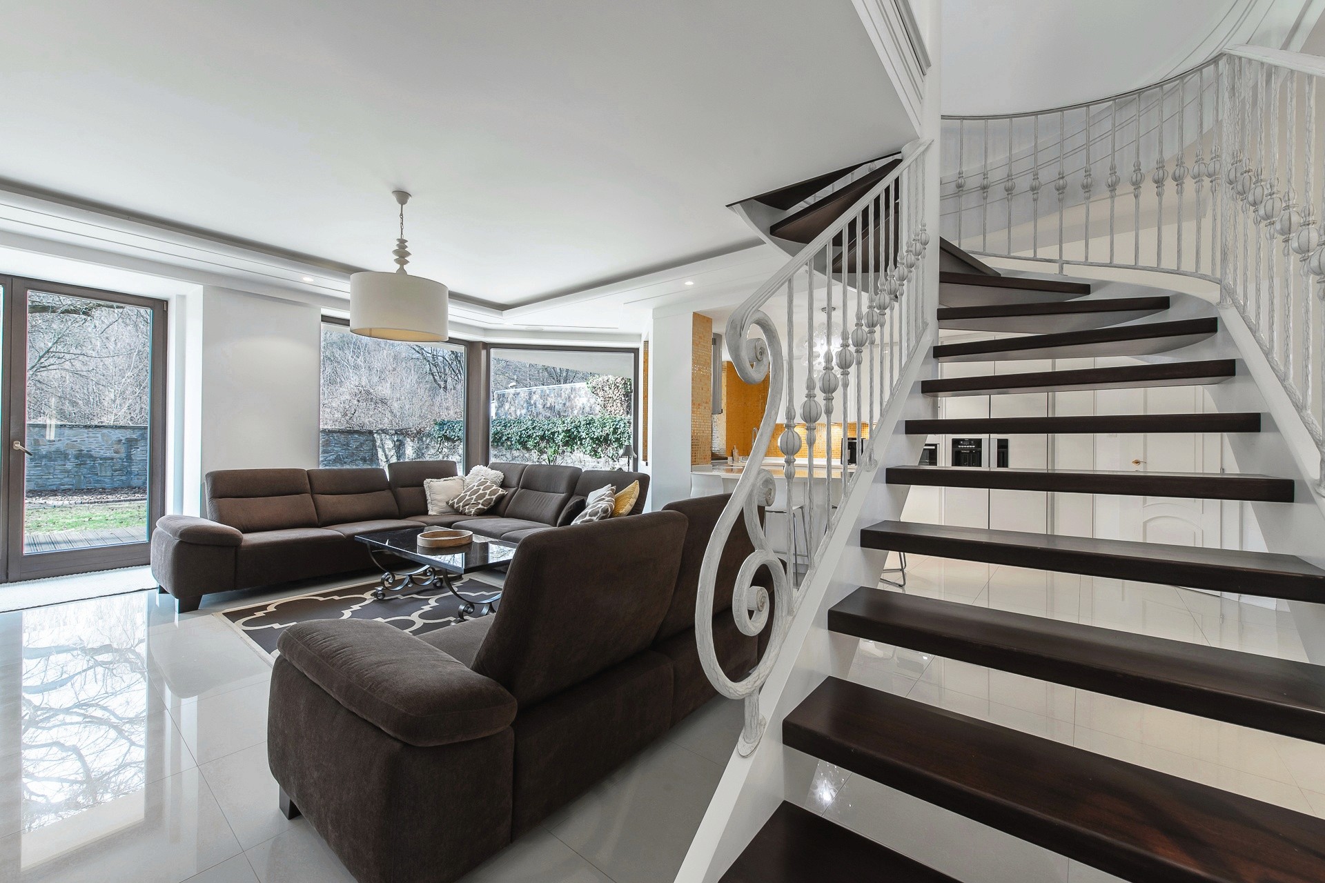 Image of a luxury home