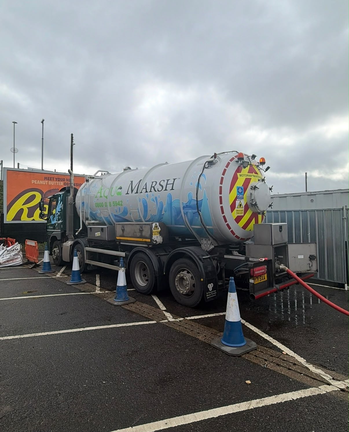 Aquamarsh tanker delivering water