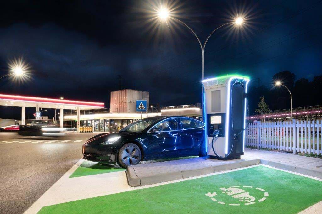 high-angle photo of road with vehicles