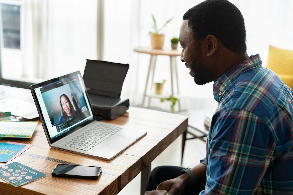 An SDR having a sales call with a potential client