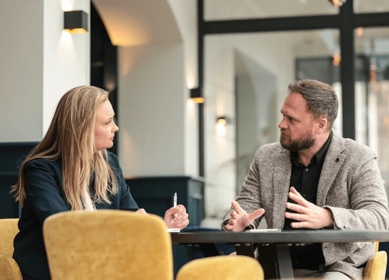 Factor G geeft advies gesprek aan organisatie