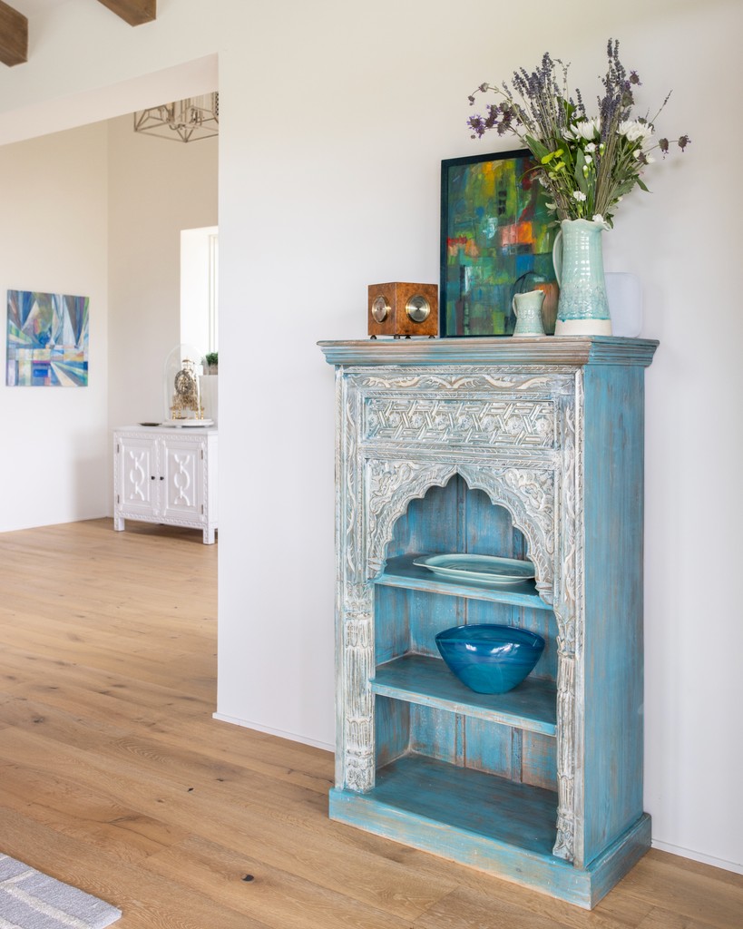 Image of modern living room