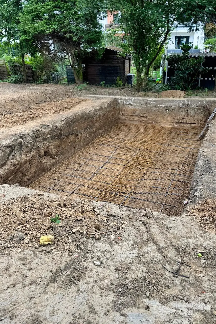 Ausschachtungsarbeiten für Neubauprojekt in Rösrath