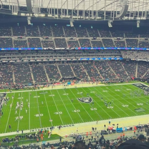 ¡Un juego de los Raiders de Las Vegas!