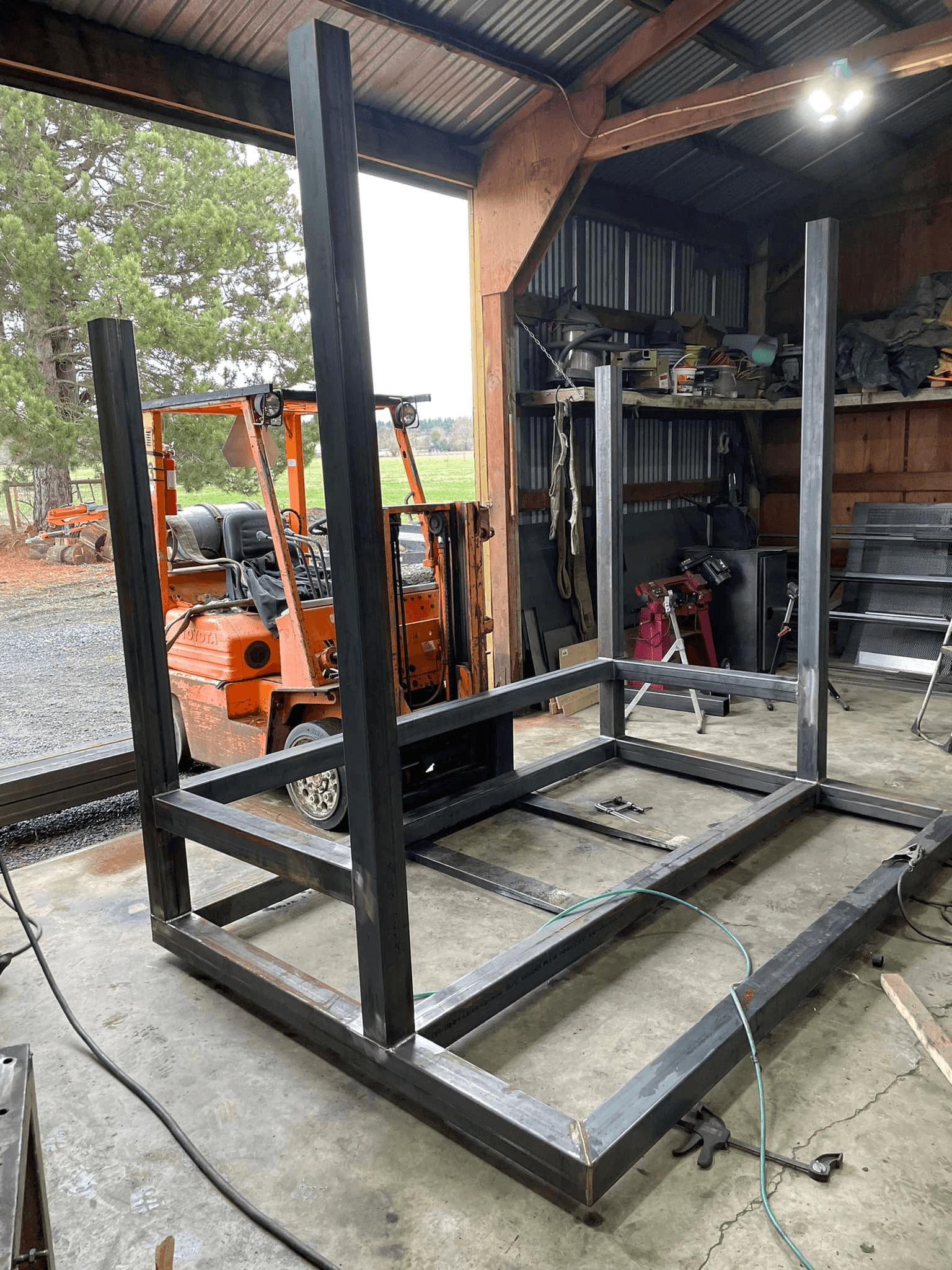 Structural steel welding and custom metal fabrication in Molalla, Oregon – Built for strength and precision