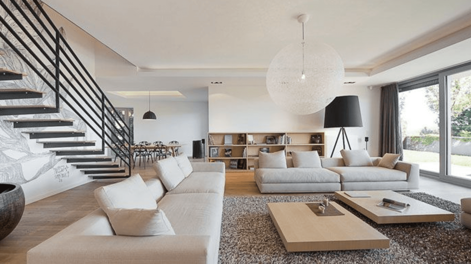 A Minimal and Cosy Duplex
