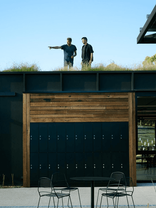 man in black crew neck shirt