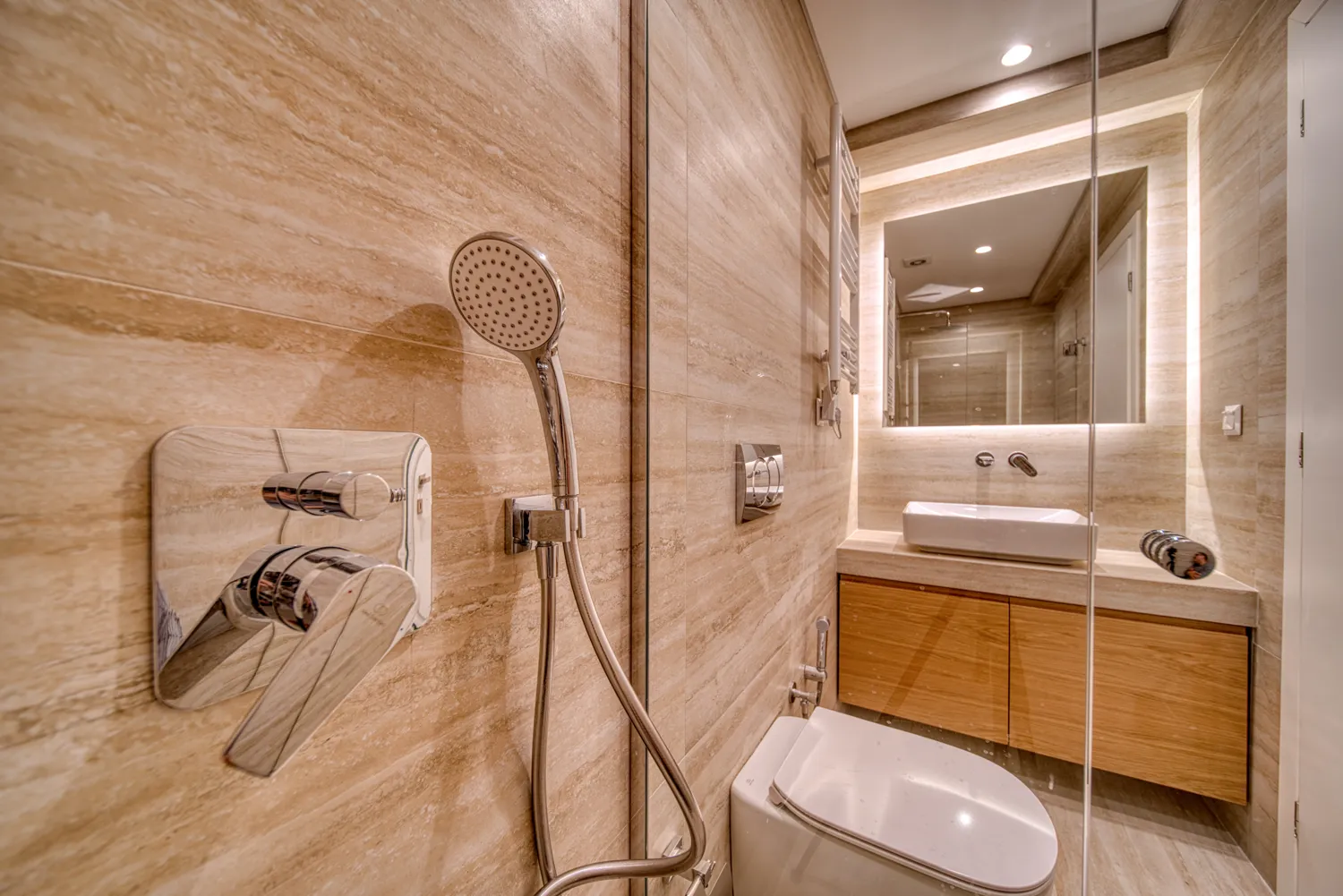 Tsiller 4, finished bathroom. Photographed by TERAMOK.